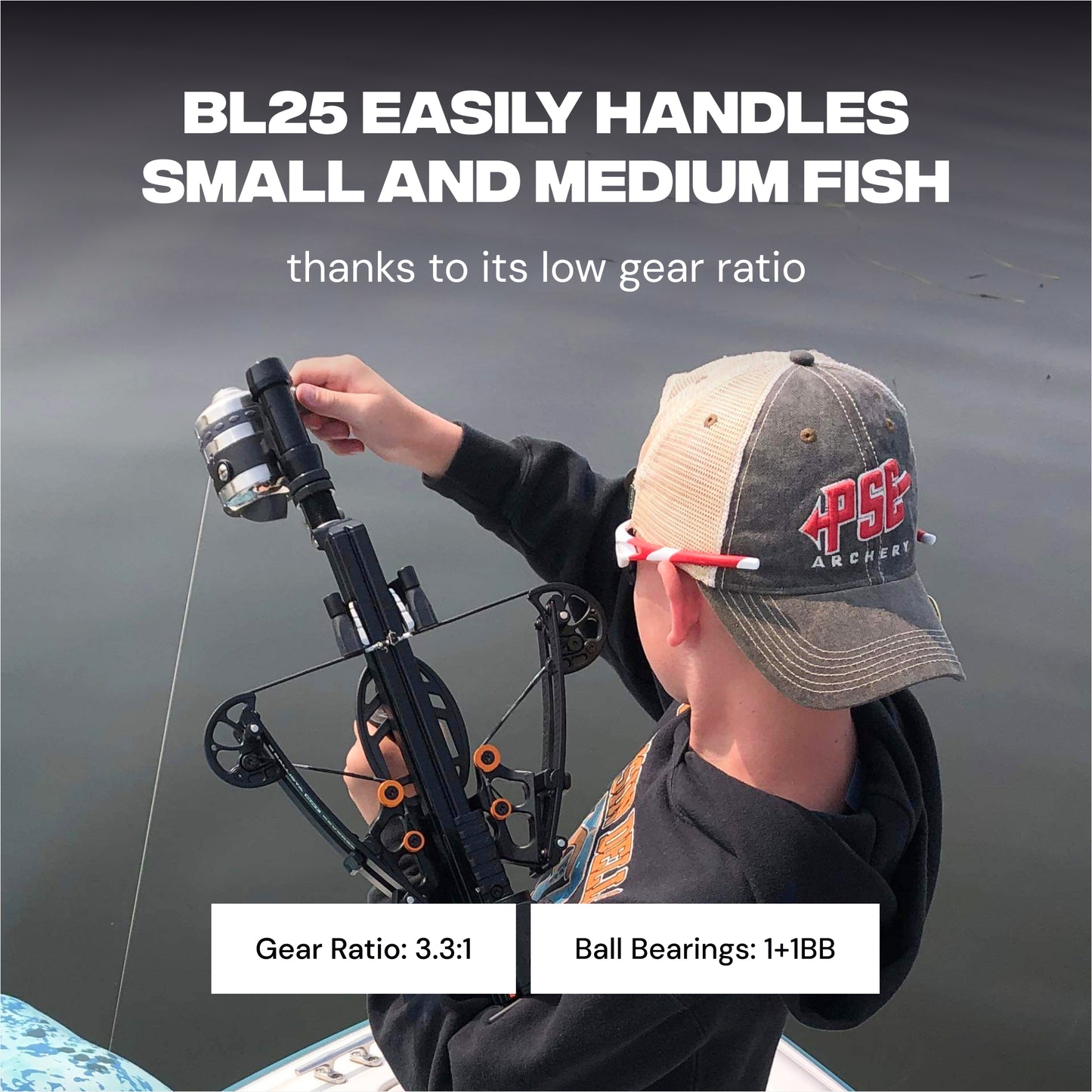 Basic Bowfishing Kit: BL25 Spincast Reel, Bowfishing Arrows, Green Laser Sight, Reel Mount Seat